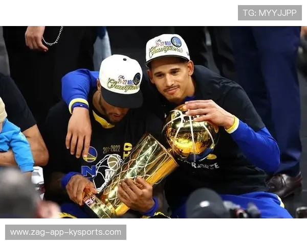 勇士内部会议超三小时：气氛异常凝重