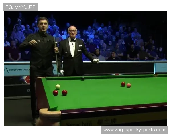 第一线:裁判判决对比分的决定性影响分析,裁判对比赛的影响 第一线:裁判判决对比分的决定性影响分析,裁判对比赛的影响